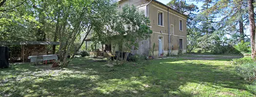 Saint Hilaire de Lusignan - Maison de campagne en pierre de 190 m² avec vue, composée de 4 chambre