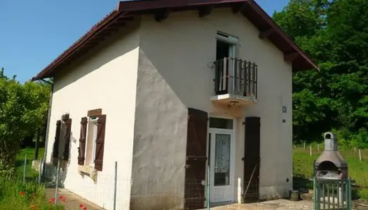 Maison située sur un passage à niveau - Naussac 