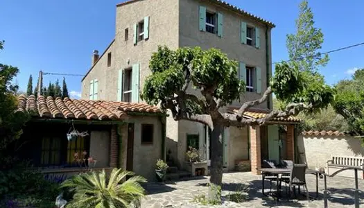 Maison de caractère dans un ancien moulin datant d 