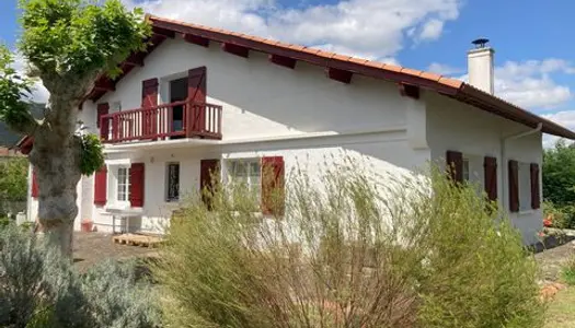 Belle maison au coeur du Pays Basque et à 45 mn de 