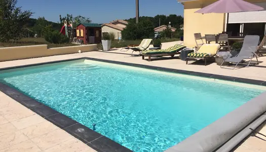 Superbe contemporaine Néo-provencale 150 m2 avec piscine au  