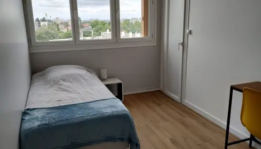 Chambre disponible dans appartement rénové 