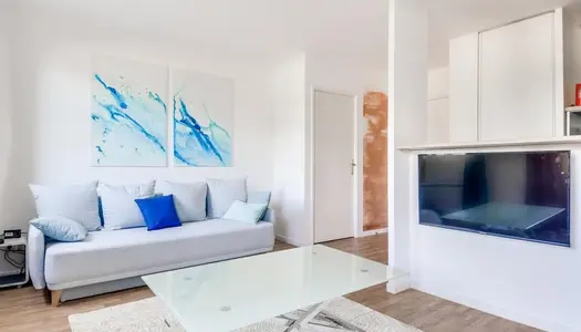 Appartement avec hébergement unique à Magny-le-Hon 