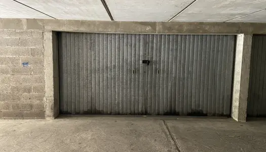 Garage double en sous-sol 