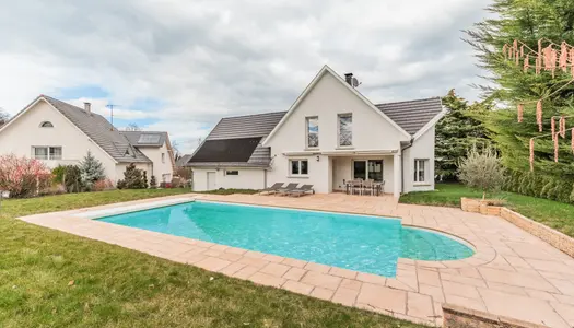 À Morschwiller-Le-Bas, belle maison 8p avec piscine chauffée 