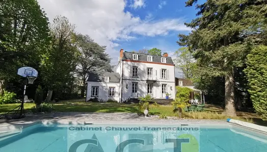 Immobilier de prestige : Manoir Second Empire à vendre proch 