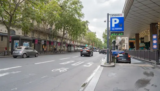 Louez au mois un parking Yespark privé au 48 boulevard Haussmann à Paris. Parking sécurisé et 