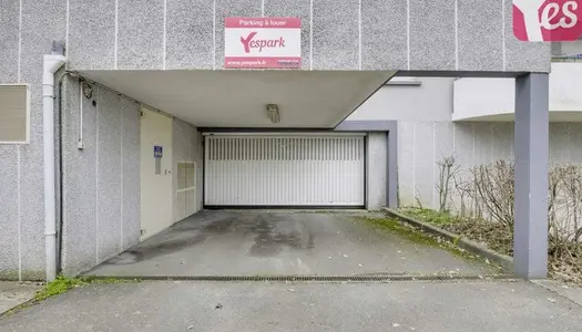Louez au mois un parking Yespark privé au allée Jean-Baptiste Fauchard à Bures-sur-Yvette. 