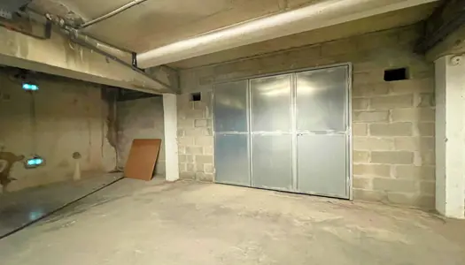 Grand garage en sous-sol à vendre dans le centre de Balaruc- 