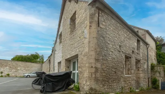 Maison de ville à vendre à Vineuil st Firmin 