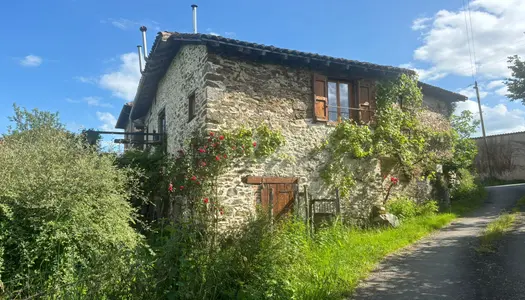 En exclusivité, Maison de charme avec belle vue dans un hame 