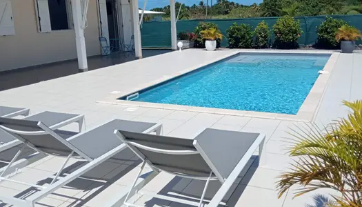 Villa 3 chambres et piscine Saint François 