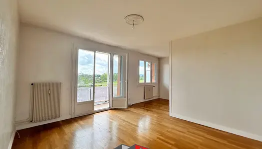 Appartement avec balcon 2 chambres à vendre à Gleizé (69) 