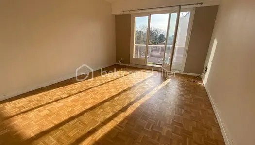 Appartement 4 pièces 77 m² 