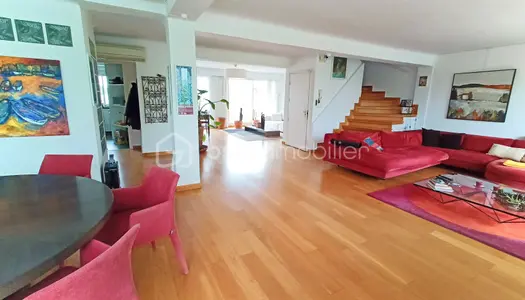 Appartement 3 pièces 159 m² 