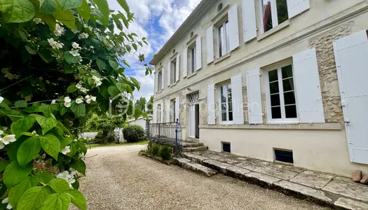 Maison 6 pièces 300 m² 