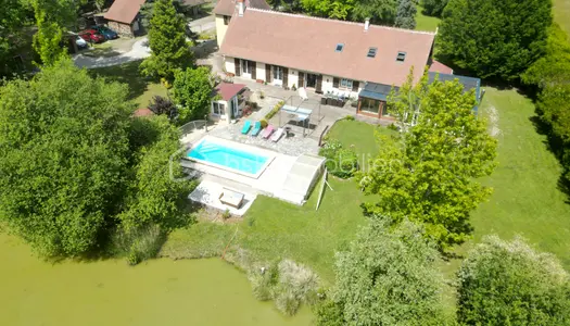 Maison 10 pièces 250 m² 