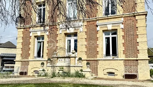 Maison 8 pièces 215 m²