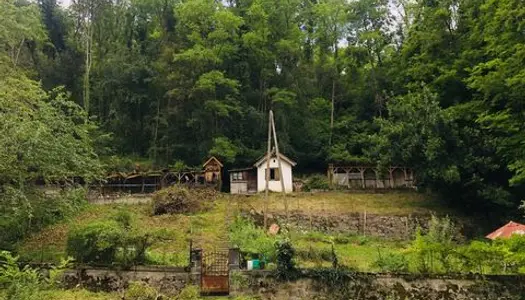 Terrain de loisirs en bordure de voie verte