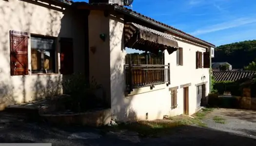 TARN ET GARONNE (82) A Vendre à LAGUEPIE cette mai