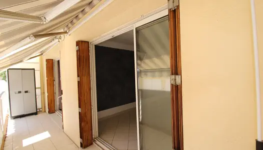 Le Pradet, Appartement T3 avec bacon et loggia au 1er étage, 