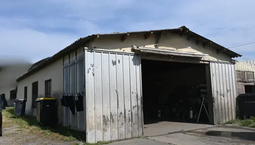 A VENDRE à Marmande Hangard de 180 m2 