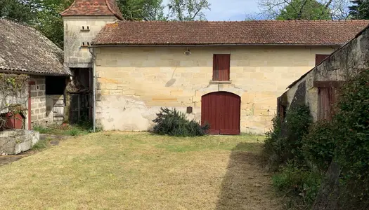 CHARTREUSE AVEC GRAND DEPENDANCES ET 6.1 HA 