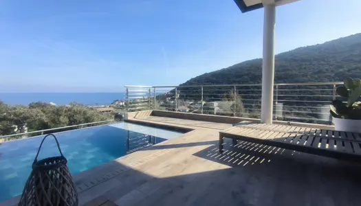 Villa T5 récente de 123m2 piscine et vue Mer 