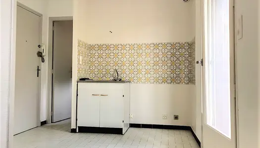 Appartement à louer 350 EUR par mois à Amélie-Les-Bains-Palald 