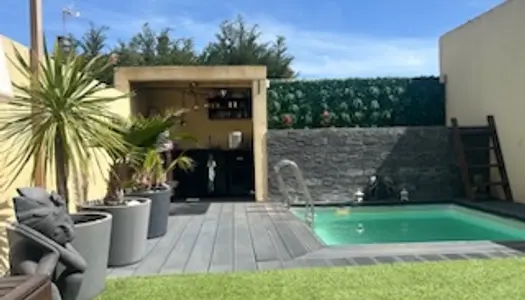 maison T4 avec garage et piscine 