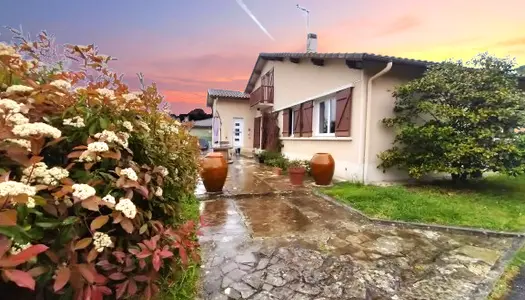 Landes, Propriété 2 maisons + dépendances sur terrain 3200 m 