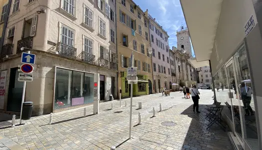 Immeuble à Toulon - 7 appartements - 167 m2 