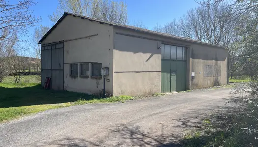 Vente Montlaur dépôt sur terrain de 1795m2 