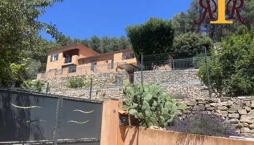 BASTIDE de 225 m² sur les hauteurs de la Bouilladisse 