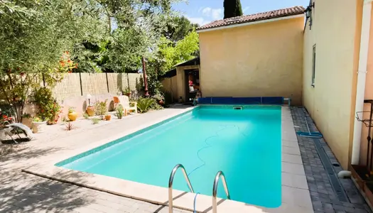 Villa T5 avec piscine 