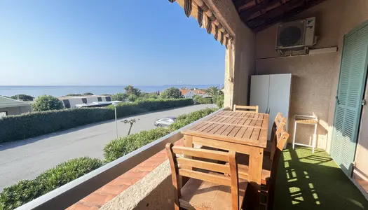 Magnifique vue mer pour cet appartement avec terrasse  