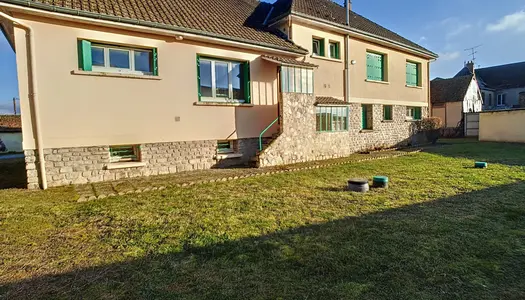 Maison 8 pièces 230m2 