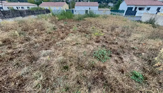 Terrain Constructible de 480m2 dans un Quartier Résidentiel  