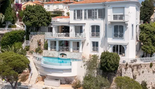 Cap de Nice - Exceptionnelle villa 320m2, piscine et vue pan 