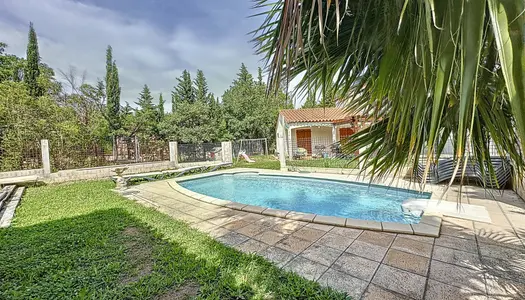 VILLA AVEC PISCINE sur 3531m2 de terrain 