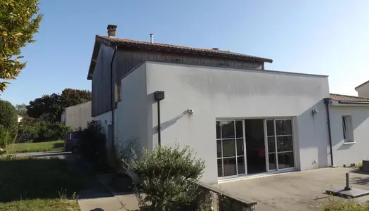 Maison  à Aiffres - 161m²