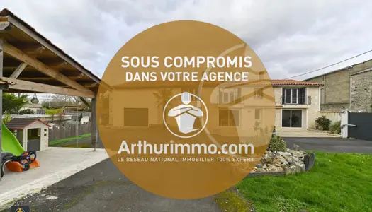 Maison de 187 m² à Epannes avec piscine 