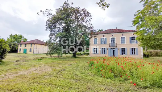 A VENDRE : Maison de maître F7 d'environ 257 m² à Rion-Des-Landes (40370) 