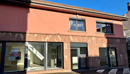 Local commercial 168 m²