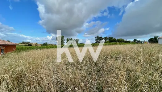 Terrain viabilisé de 1 344 m² avec vue ouest sur les champs 