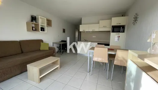 POUR INVESTISSEUR VENTE d'un appartement T2 (45 m²) à AZILLE 
