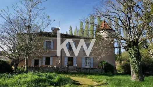 CASTELNAU DE MONTMIRAL : Corps de ferme  sur 3ha 46 a 42 ca à r 