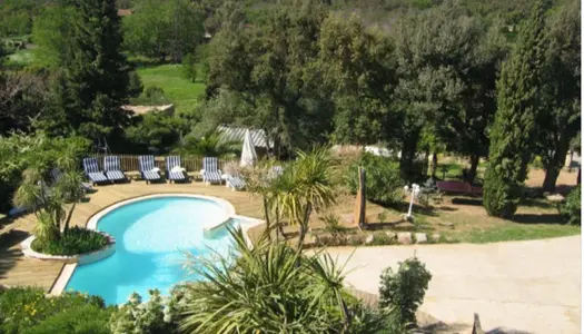 VENTE d'une maison F6 (180 m²) à GRIMAUD 