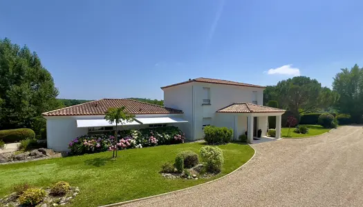 MAGNIFIQUE PROPRIÉTÉE (240 m²) CAUSSADE 