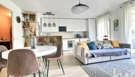 Appartement de 4 pièces (83 m²) en vente à FONTENAY LE FLEURY 